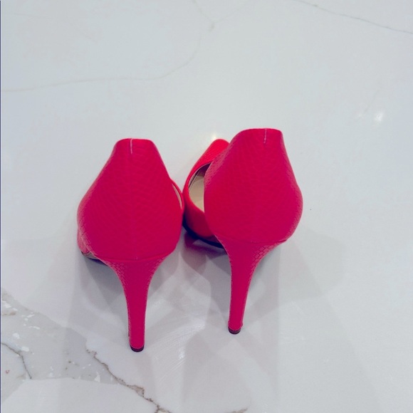 Jessica Simpson Vibrant Red Heels - Picture 4 of 8